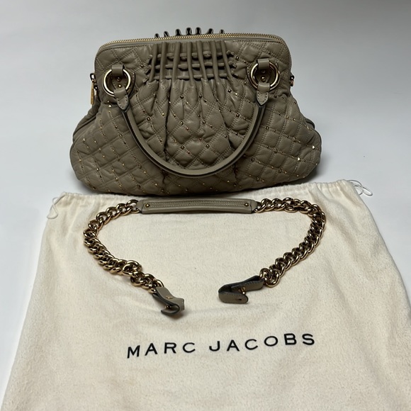 Marc Jacobs gray quilted leather bag with gold studs - Picture 2 of 11
